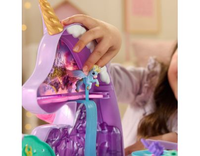 Unicorn academy česacia hlava rozkladacia na hrací set