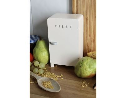 Vilac Drevená magnetická hra Ulož to správne! Chladnička