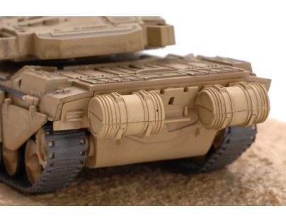 Waltersons R/C Tank British MBT Challenger 1 Desert Yell 1/72