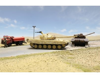 Waltersons RC Tank Russian T-72 M1 Desert Yellow 1:72