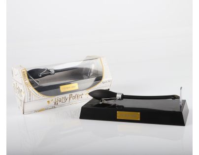WOW Stuff Harry Potter Pero levitujúce metlu Nimbus 2001