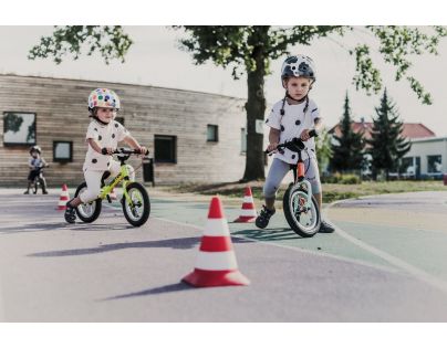 Yedoo Odrážadlo Ambulancia
