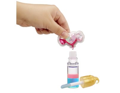 Yummiland Malá bábika so zmenou farby a leskom na pery