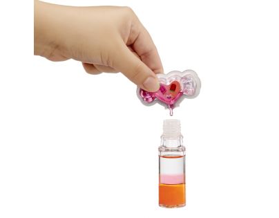 Yummiland Malá bábika so zmenou farby a leskom na pery