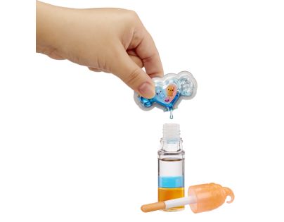 Yummiland Malá bábika so zmenou farby a leskom na pery