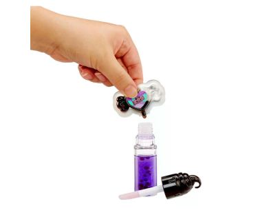 Yummiland Rošťácka bábika s leskom na pery, 6 druhov