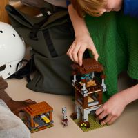 LEGO® Minecraft® 21278 Základňa lúpežníkov a Ničiteľ 5
