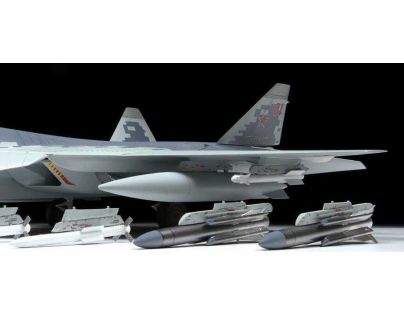 Zvezda Model Kit lietadlo Suchom SU-57 1:48