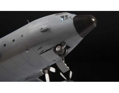 Zvezda Model Kit lietadlo 7321 C-130 H Hercules 1:72