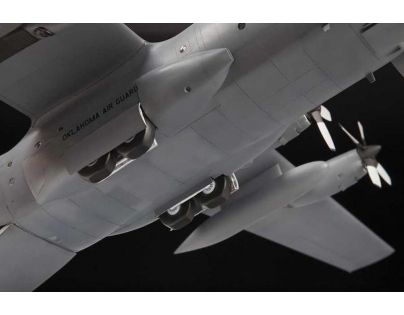 Zvezda Model Kit lietadlo 7321 C-130 H Hercules 1:72