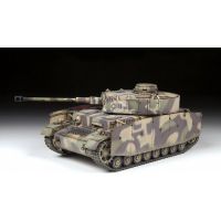 Zvezda Model Kit tank Panzer IV Ausf.G 1:35 2